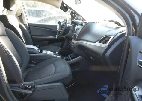 2018 Dodge Journey Se z USA, uszkodzony, nr VIN 3C4PDCAB9JT170530